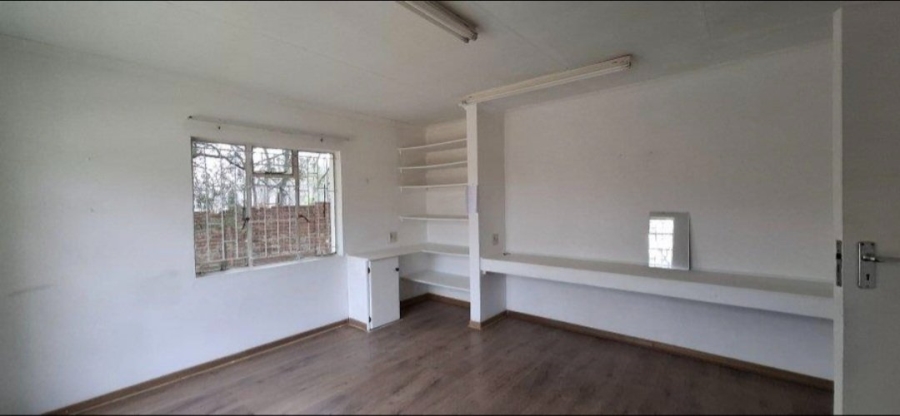 6 Bedroom Property for Sale in Ficksburg Free State